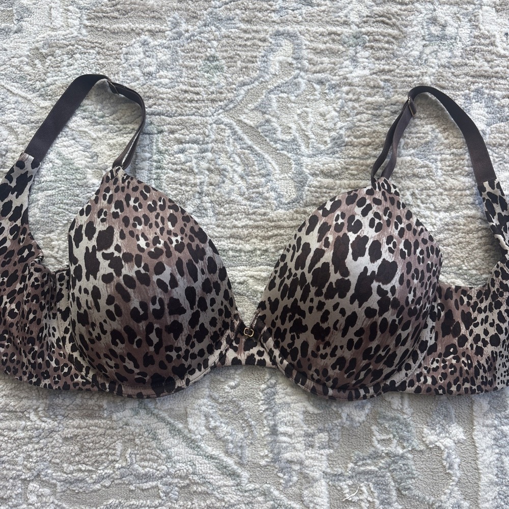Vanity Fair Beauty Back Full Coverage Underwire Bra 75345 animal print Size 34D